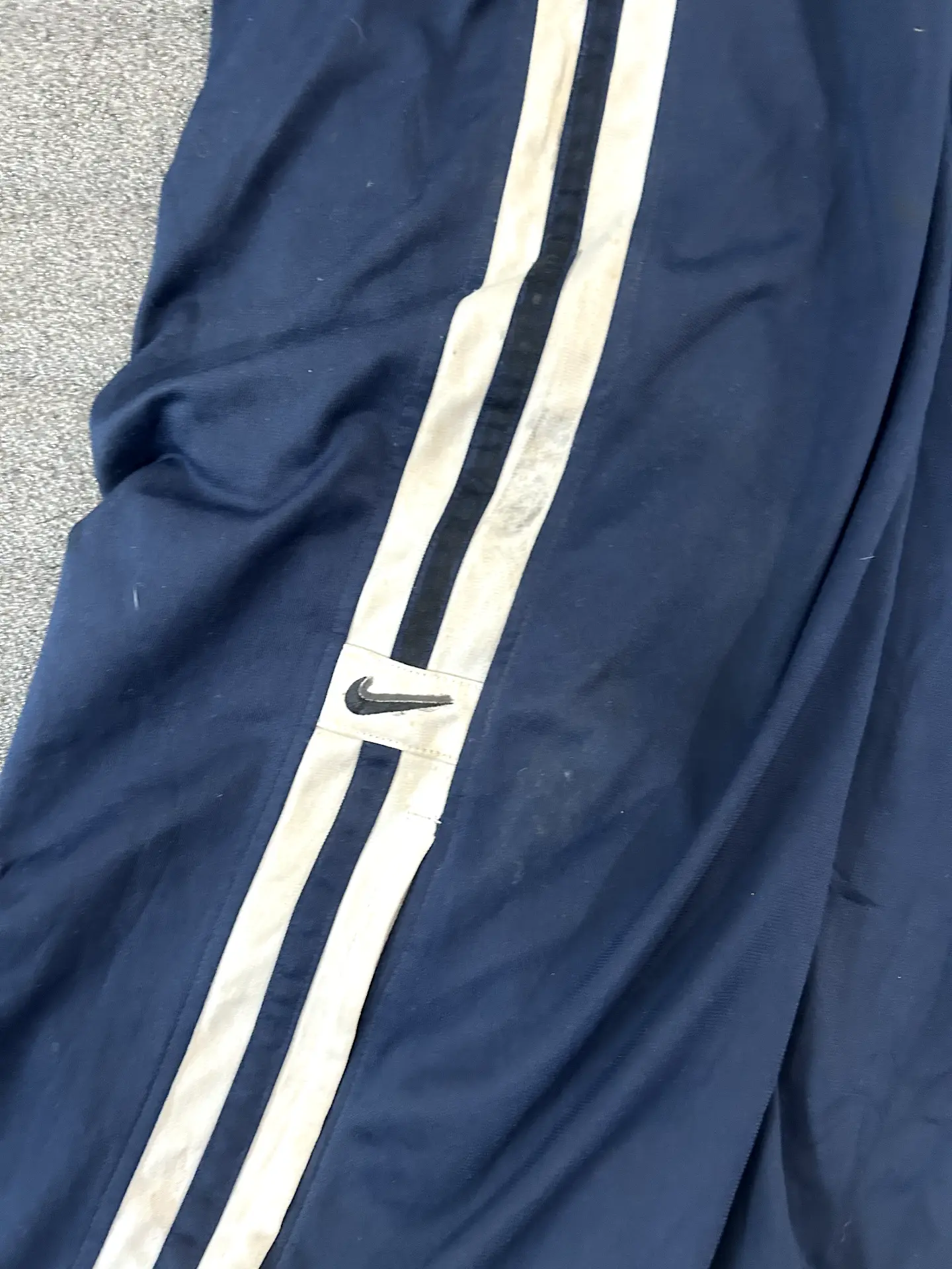 Nike Trackpant- 28-32 - hover view