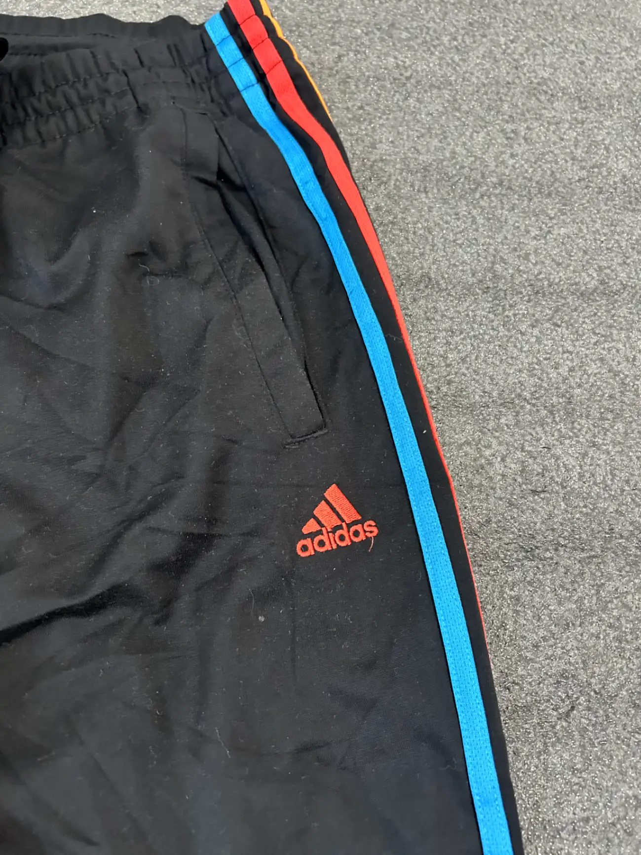 Adidas Trackpant - 38-42 - hover view