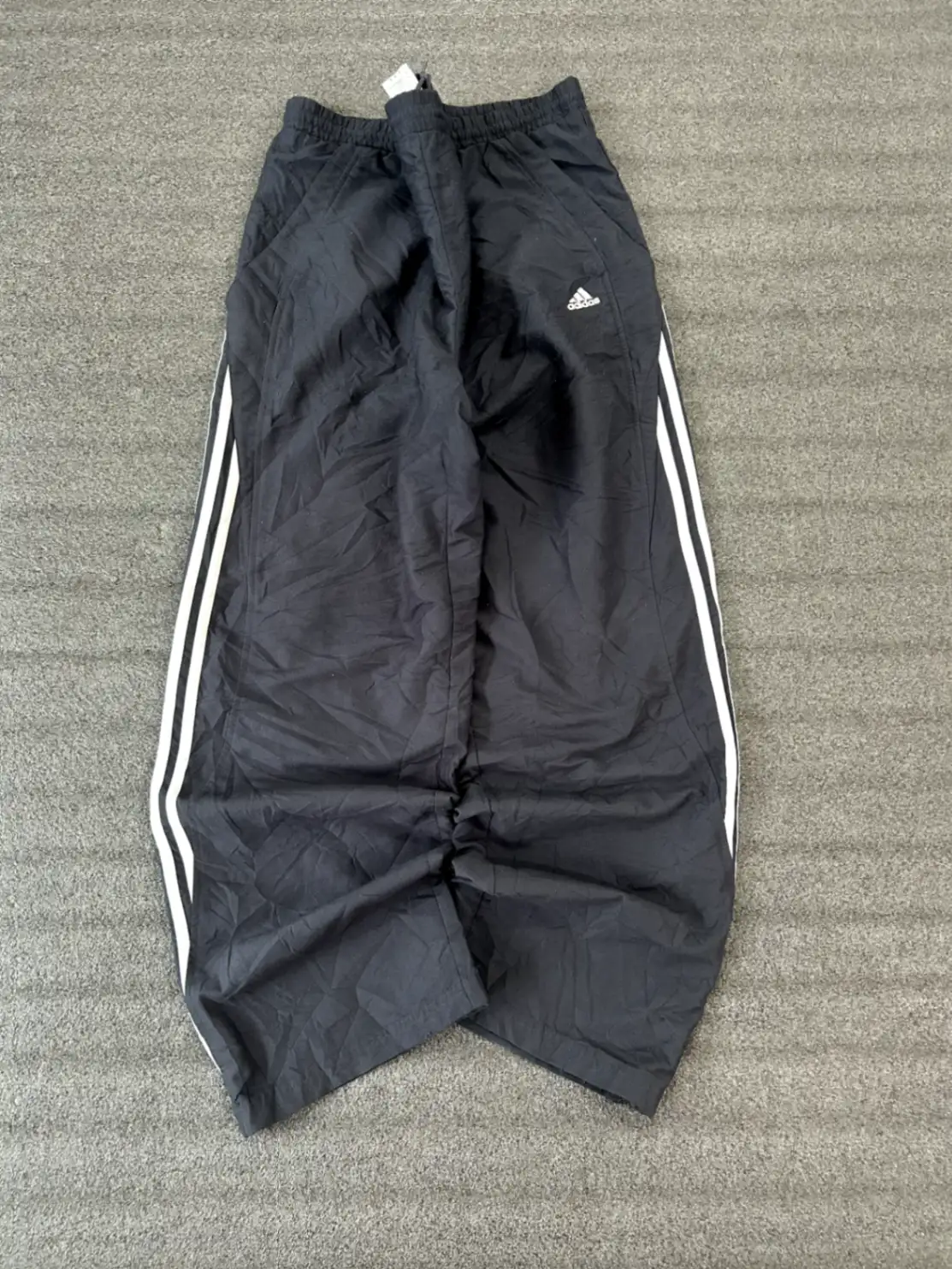 Adidas Trackpant - 40