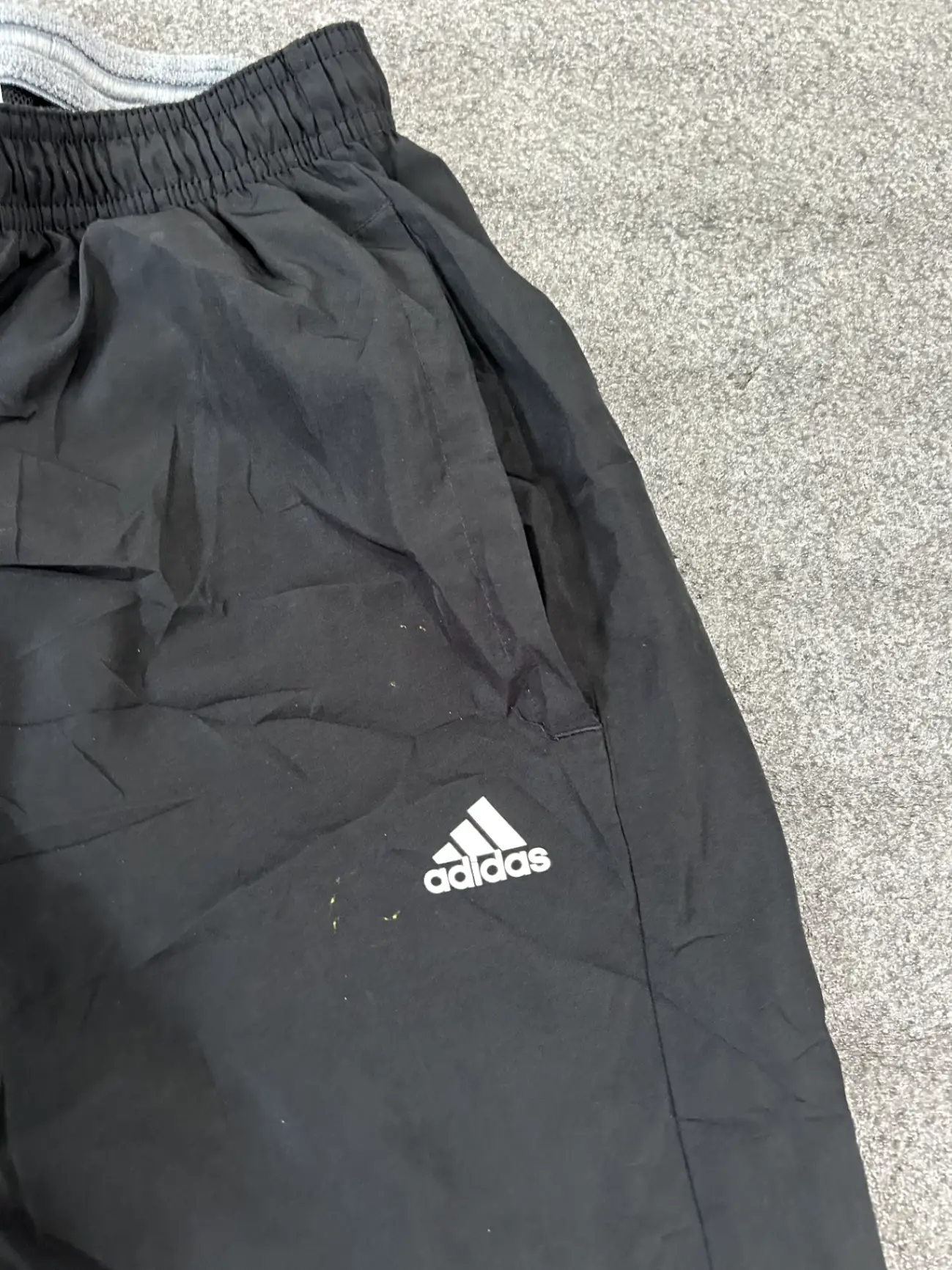 Adidas Trackpant - 24-28 - hover view
